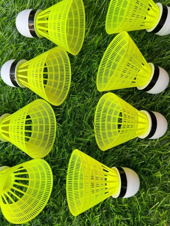 1 Yuan for One Fast Ball Nylon Ball