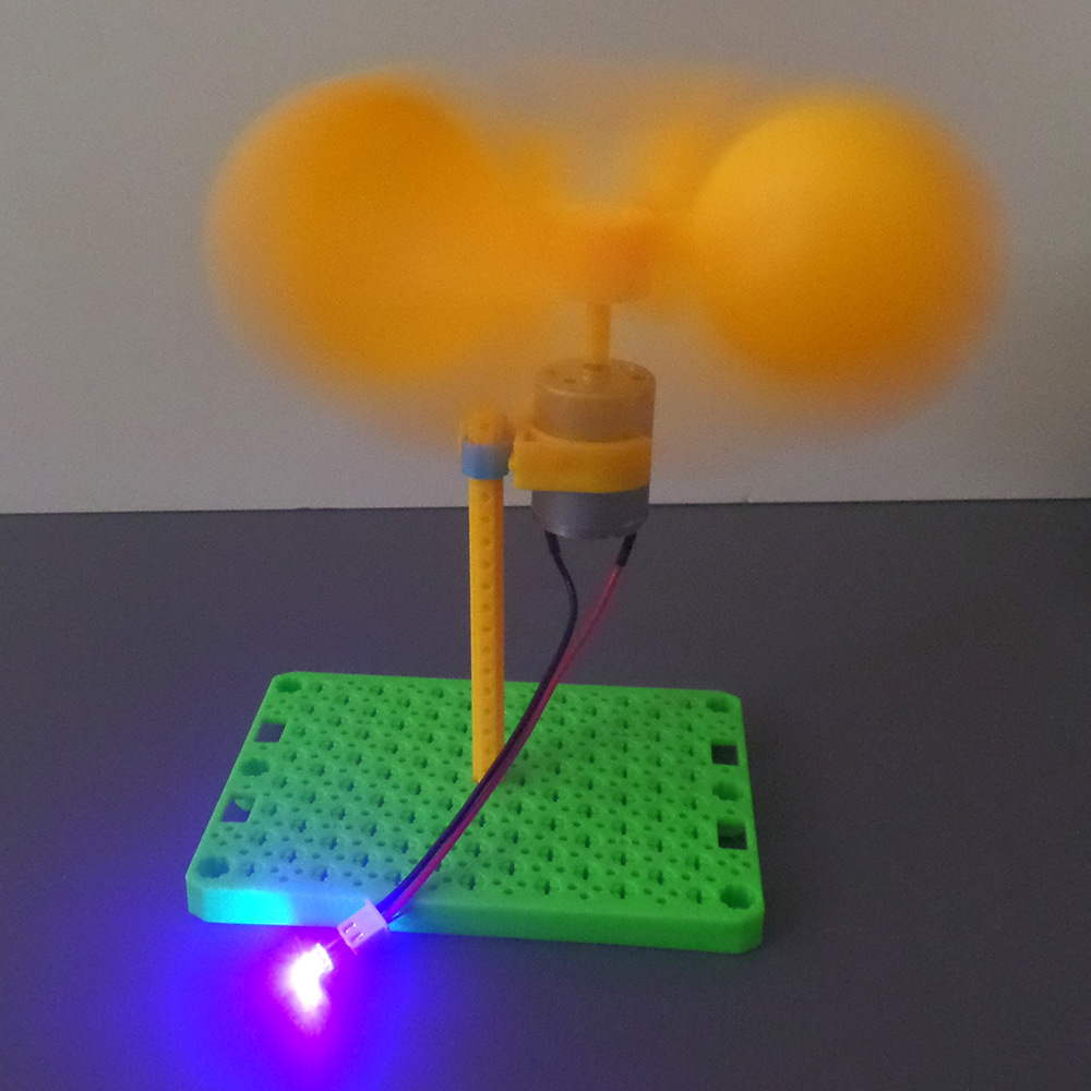 Semi-spherical vertical shaft miniature wind turbine DC Mini DIY technology production maker steam material