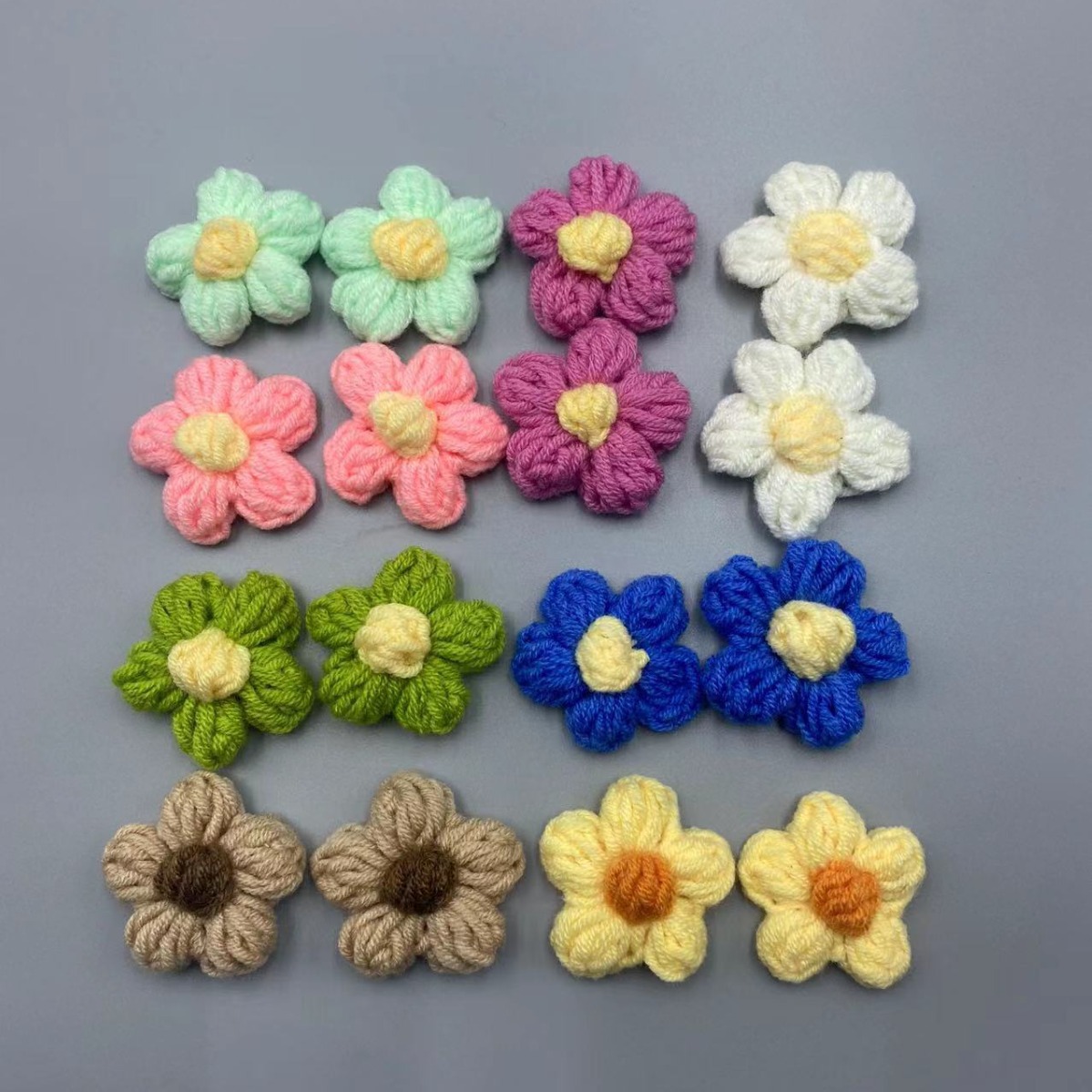 Handmade Crocheted Wool Flower 4- 4.5cm Puff Flower DIY Kidsren's Clothing Accessories Accessories Puff Flower Hand Hook Flower