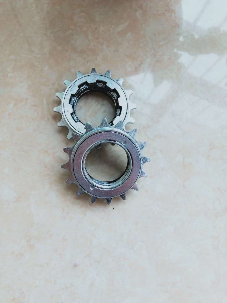 , factory wholesale 16 teeth inch yellow silver flywheel 12 teeth flywheel more purchase discount