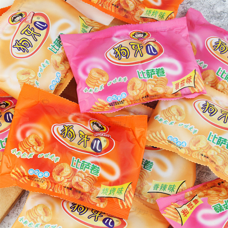 Dog Tooth pizza roll small bag puffed casual snack nostalgic snack bag full box supermarket food wholesale