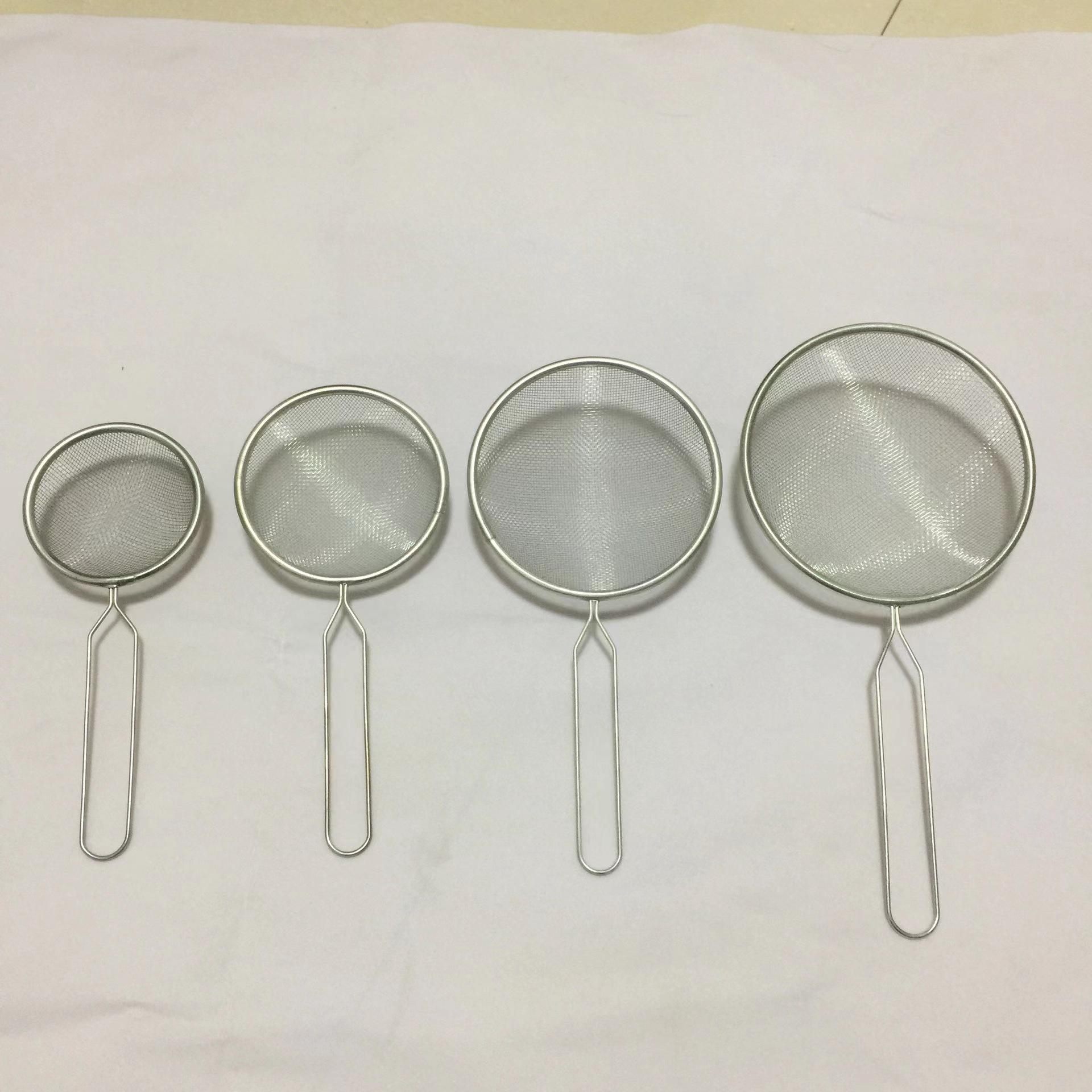 Красивая сетка для масла с красной ручкой железная сетка для фильтрации масла кухонный фильтр оптовая продажа