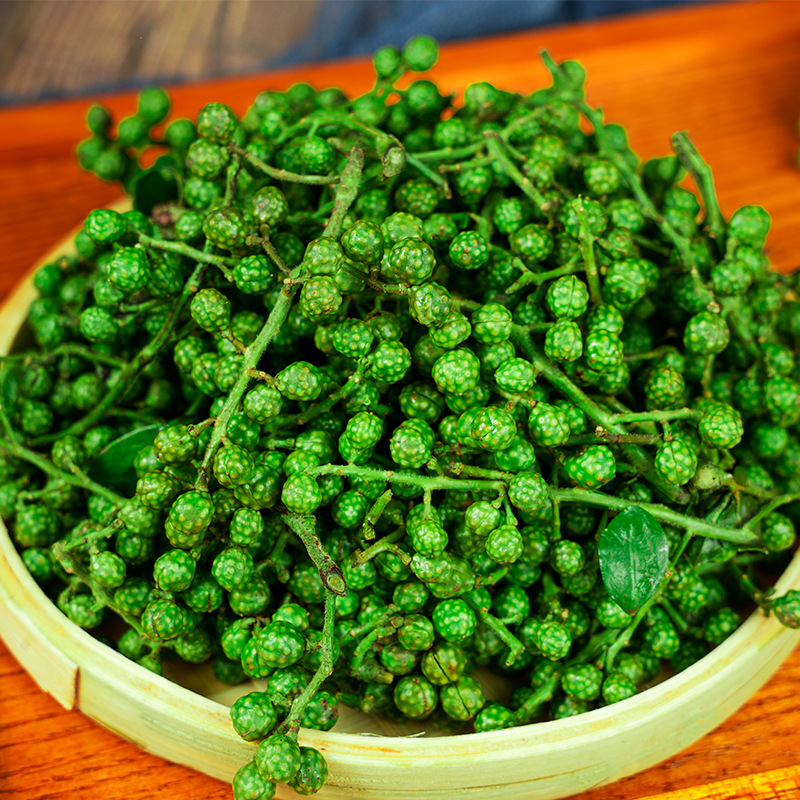 Chongqing Jiangjin Specialty Jiuyeqing Fresh Pepper 300g Special Pepper Factory Direct Supply Sichuan Vine Pepper Pepper Green Pepper Seeds