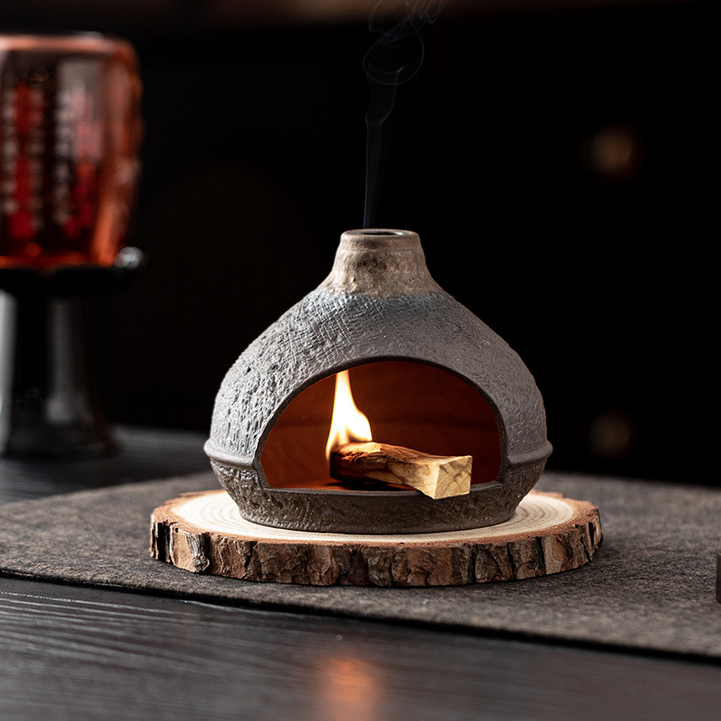 Дымящийся камин с ароматом святого дерева и шалфея, керамическая аромалампа, чайный набор