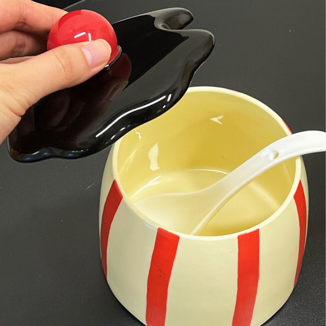 Polka Dot Stripe Contrast Color Lard Meat Oil Tank Household High Temperature Resistant Ceramic Tank with Spoon Kitchen Pepper Striped Tank