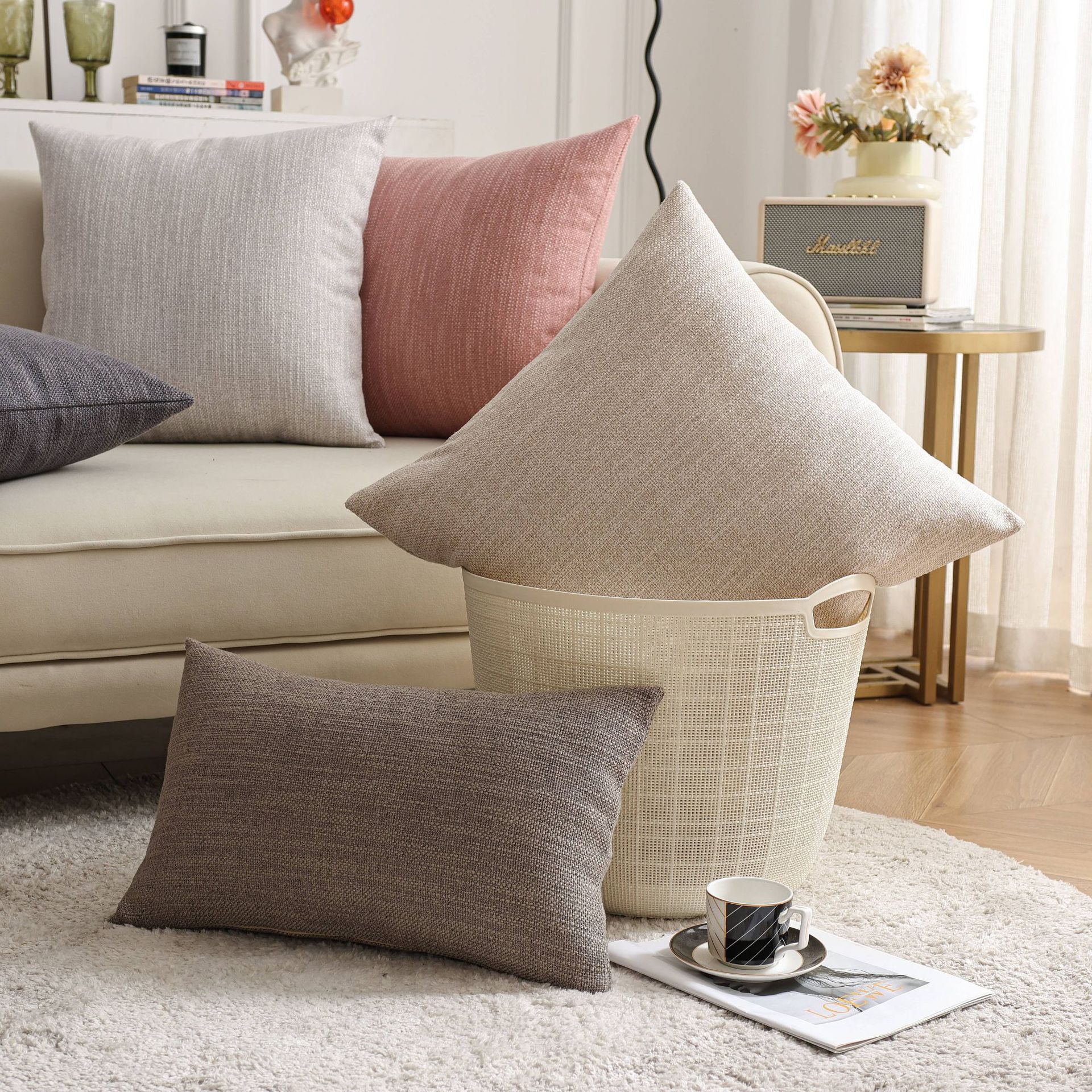 The new grain linen pillow case is specially designed for Amazon AliExpress to spell more cross-border platforms.