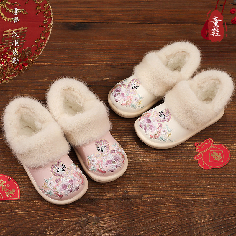 2025 Winter Kidsren's Comfortable Costume Shoes Performance Shoes Fleece-Lined Thickeneded Non-Slip Ancient Style Han Dynasty Cotton Shoes Microfiber Leather