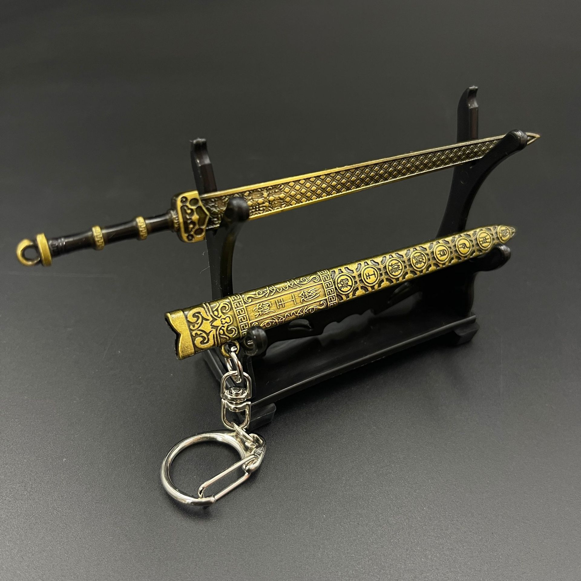 Chinese Ancient Style Sword Combination Ancient Toy Cold Weapon Alloy Ornaments Metal Figure Collection Unedged