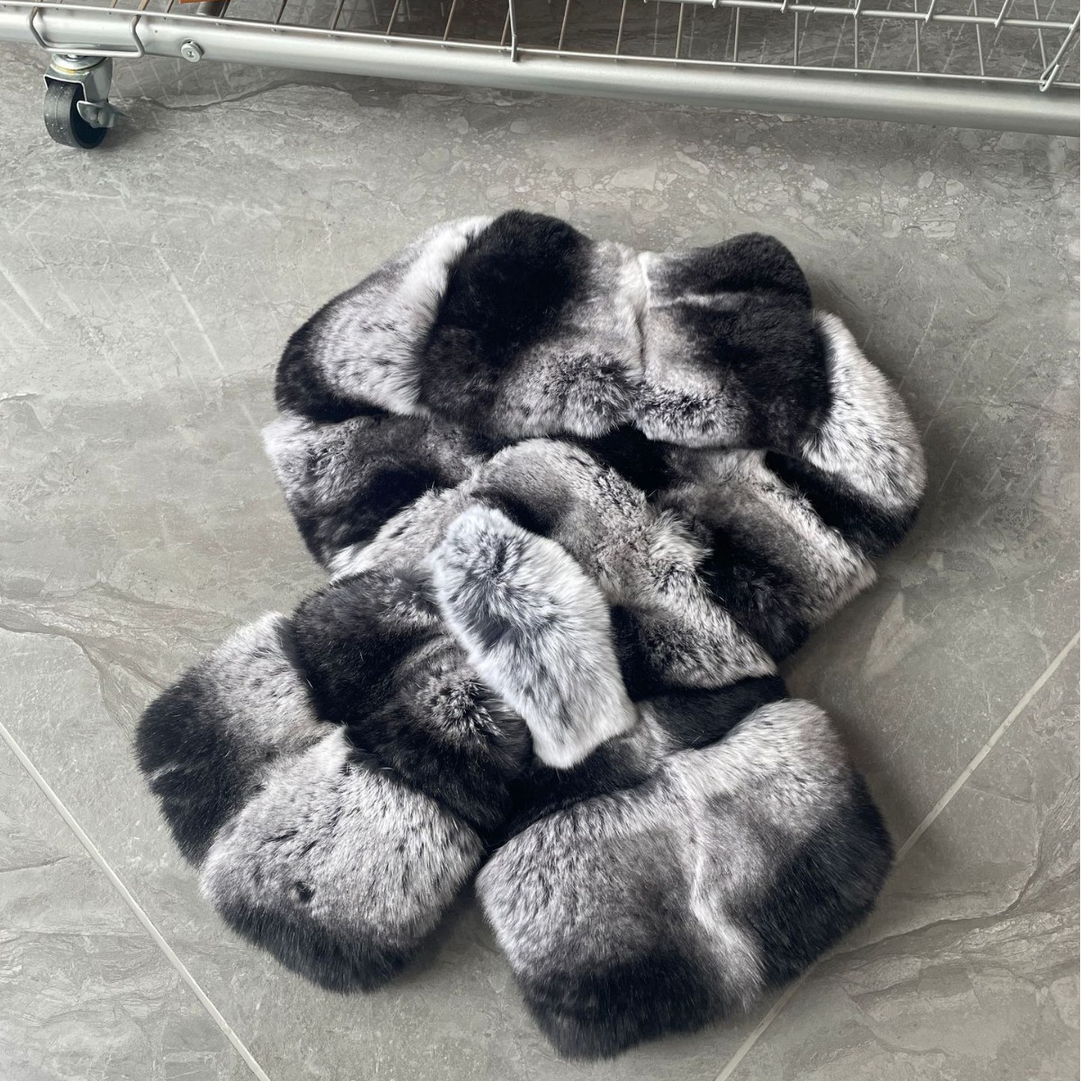 Double-Sided Rex Rabbit Fur Chinchilla Blue and Purple Striped Fur Scarf