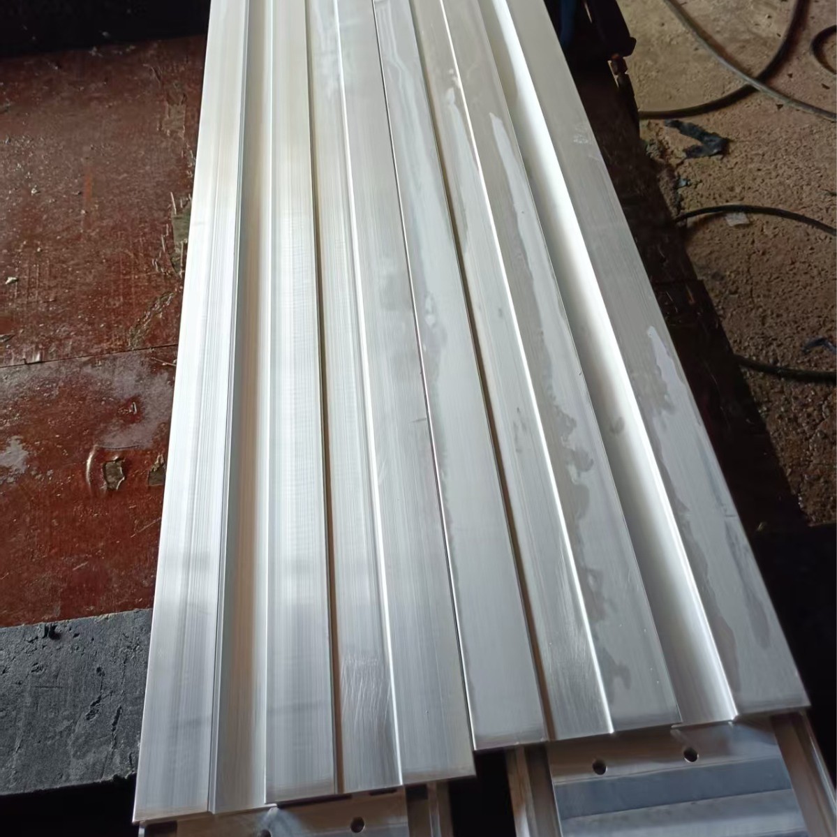 Shandong Manufacturers Supply Wholesale Electric Vehicle Battery Guards, Battery Guards, Paint Remover, Metal Paint Remover