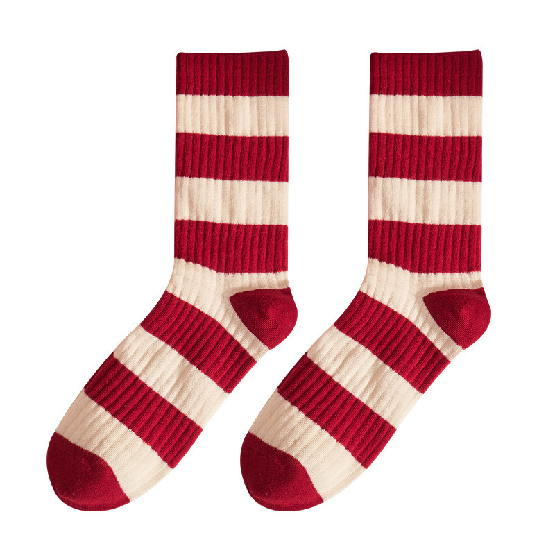 Benmingnian red socks for men and women New Year socks autumn and winter tube socks for women New Year red socks red stockings wholesale
