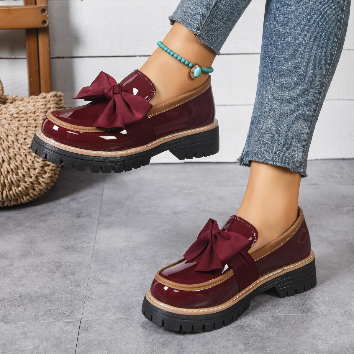 Лоферы для женщин большого размера 36-43, модные нишевые обувь с бантом, толстосоленные ретро-туфли, оптовая продажа