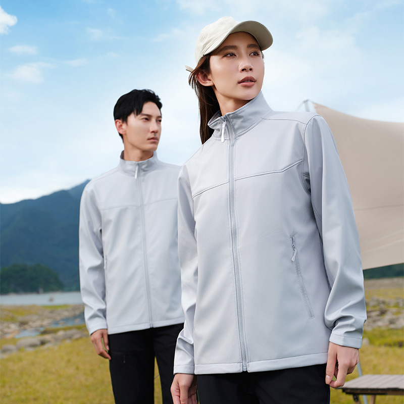 Outdoor autumn and winter stand collar soft shell assault clothing overalls coat logo printing typing embroidery windproof fleece-lined clip to overcome