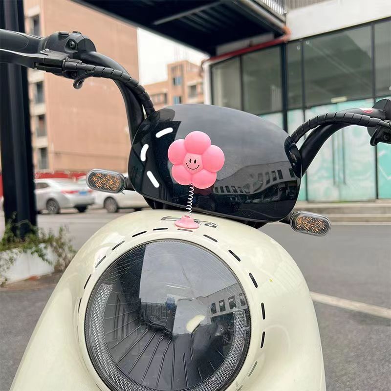Headdress decoration small ornaments spring cute sunflower decoration electric car helmet cute personality shaking small accessories