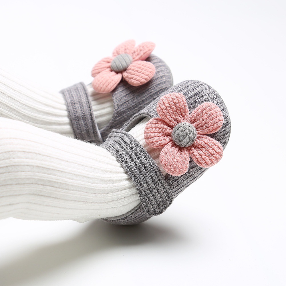 Baby's Shoes Toddler Shoes Baby's Soft Sole Flower Shoes Loving Style Baby Girl's Cloth Shoes Toddler Shoes