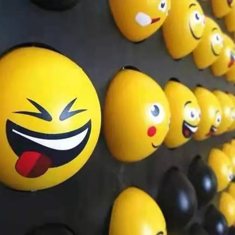 Trendy Parent-Child Interactive Smiley Face Wall Sticker Random Selection Wall Flip Wall Glowing Mood Lucky