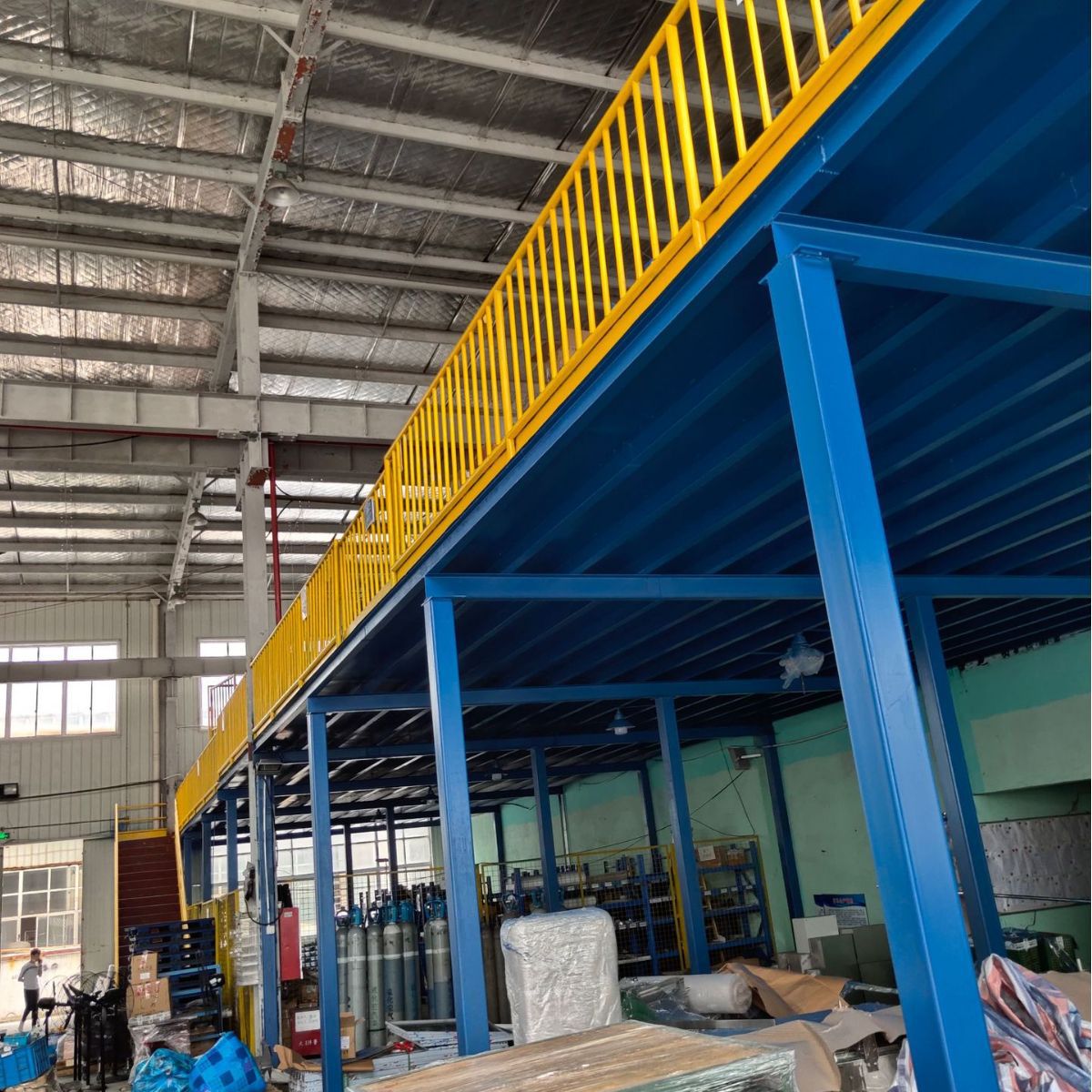 Строительство стальных конструкций в Шанхае, перегородка завода в Сунцзяне, сварка, отделка офиса в Циньпу, перегородка для мастерской в Фэнсянь, потолок