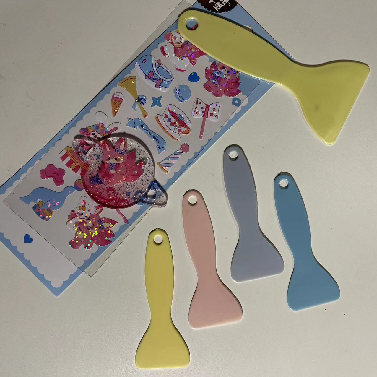 Colorful Hand Account Small Yellow Shovel Film Triangular Plastic Small Scraper Car Beauty Scraper Hand Account Guka Film Sticker Scraper