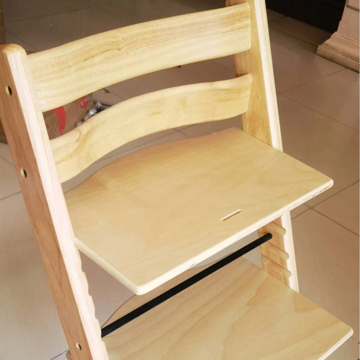 Children's Growth Chair Solid Wood Baby Dining Chair Multi-Functional Adjustable Dining Chair Environmentally Friendly Water-Based Paint Baby Dining Chair