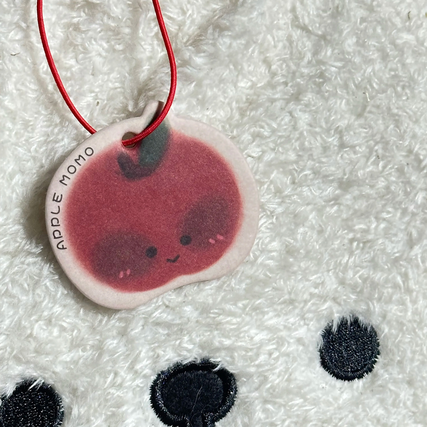 Creative Apple Fragrance Tablets Indoor Wardrobe Fragrance Car Car Long-Lasting Fragrance Pendant New Style Can Be Carried with You