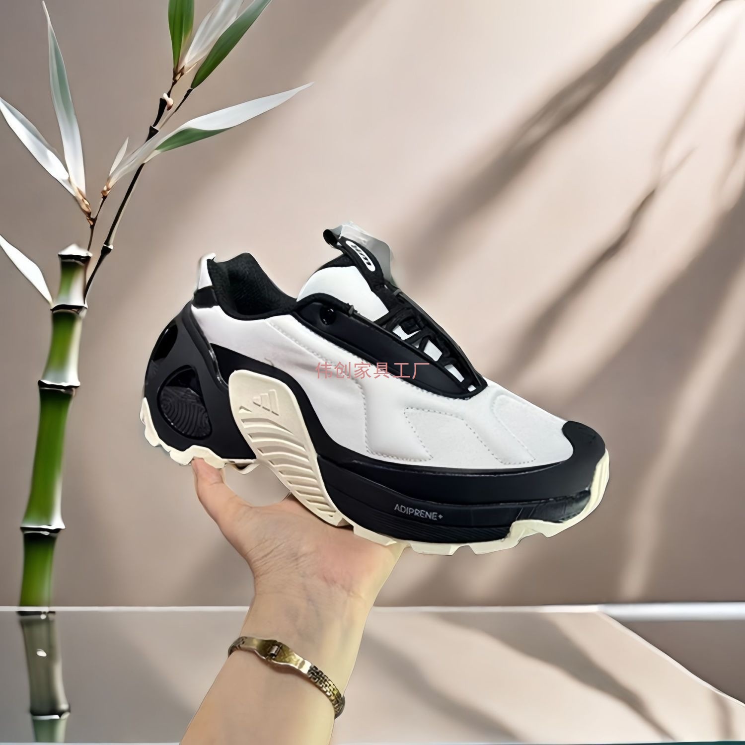 2025 New Trendy Sports Shoes for Men and Women, Wear-Resistant Cushioning Running Shoes, Sports Low-Cut Running Shoes, Mecha Heightening Couples