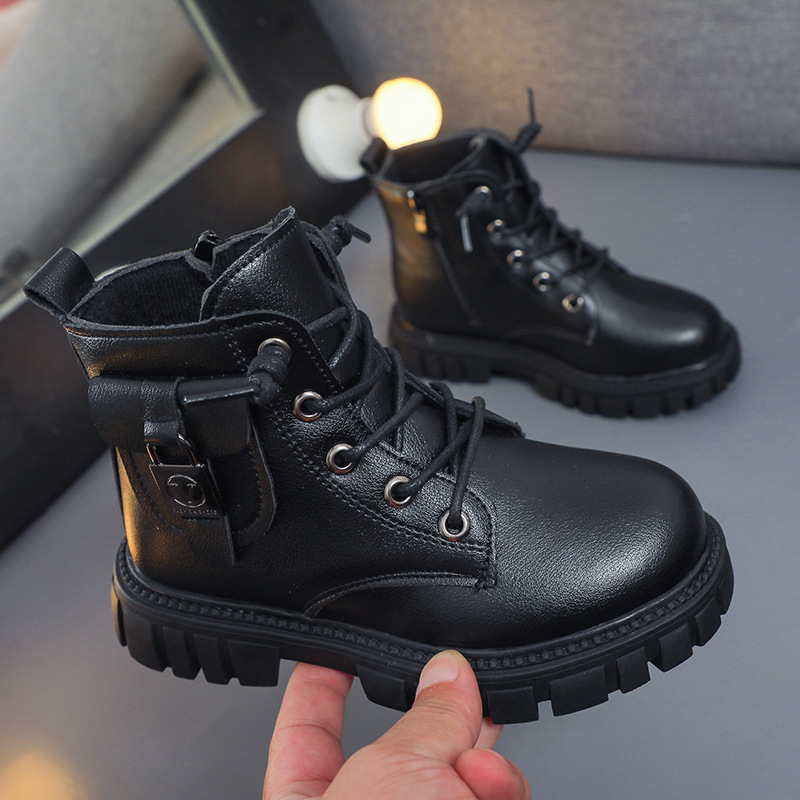 Girls' fashion short boots winter new boys Korean version of Joker Martin boots children's simple schoolbag two cotton boots wholesale