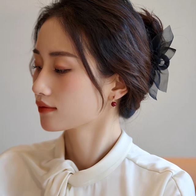 Purple Cinnabar Earrings Chinese Retro Simple Elegant Light Luxury New Year Red Earrings Girl Gift Elegant Red Zircon