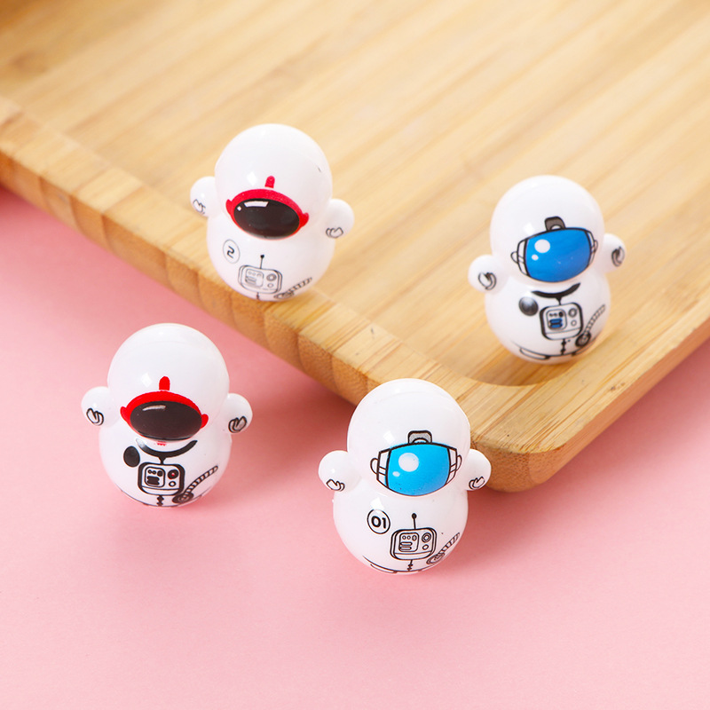 Cartoon Mini Astronaut Tumbler Toy Cartoon Cute Ornament Children's Small Toy Street Stall Small Gift