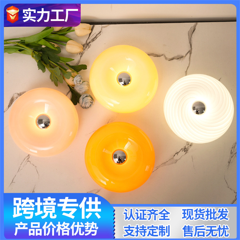 Прикроватная высококачественная лампа в форме пончика, зарядка, креативная декоративная настольная лампа, атмосферная лампа, стеклянная настольная лампа