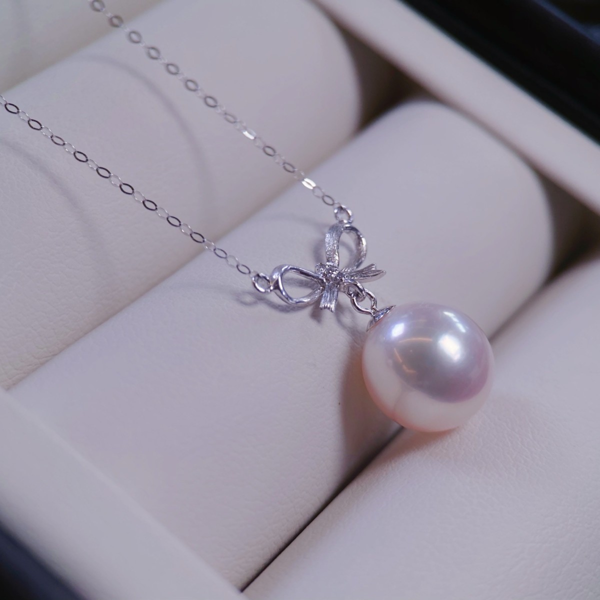 Platinum Pt900 Accessories Beautiful Girl Bow Chain Inlaid with Diamond D0.006Ct Reference Beads 9-10mm