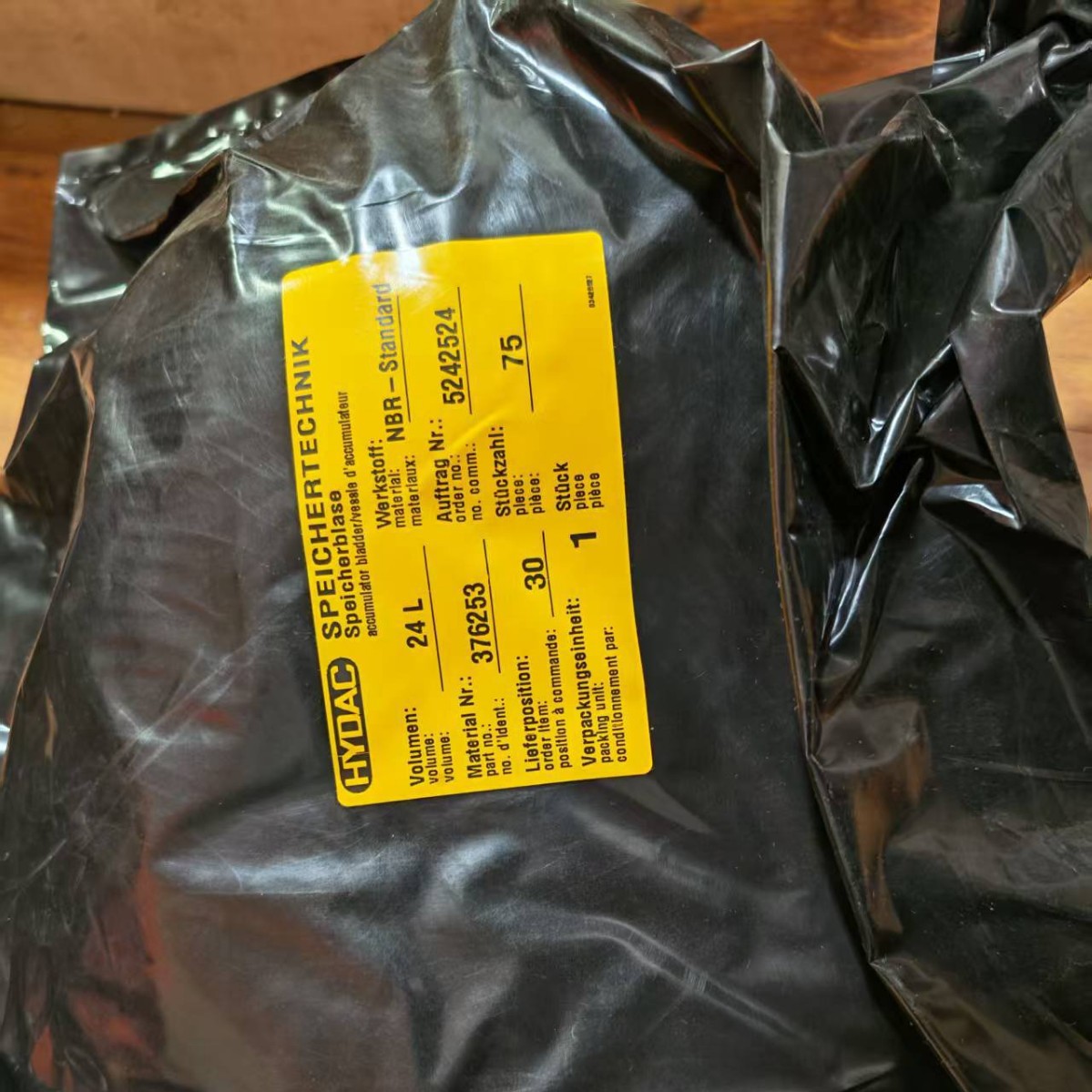 Аккумуляторный мешок Hedec 24L*7/8-14Unf/Vg5Nbr20 в наличии