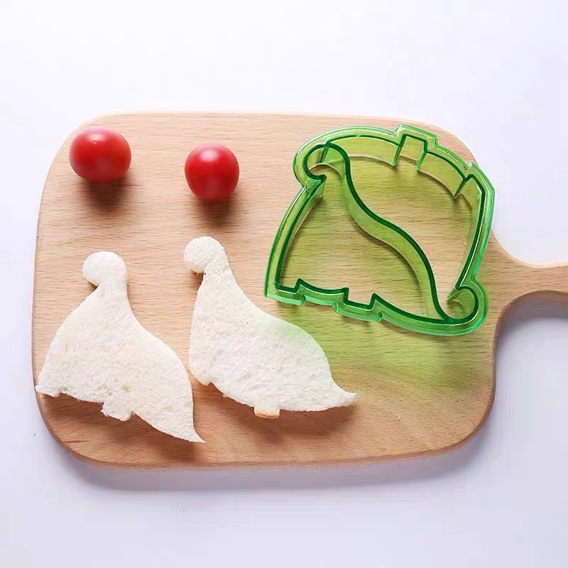 Cute DIY bread cutting cartoon pattern sandwich mold toast bread cutting mold Bento mold rice ball mold