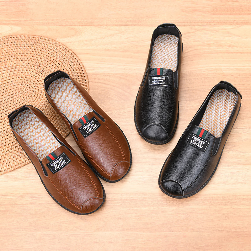 Spring and Autumn Women's Single Shoes Mother Middle-aged and Elderly Leather Upper Waterproof Lazy Flat Shoes Soft Sole Old North Cloth Shoes Work Single Shoes
