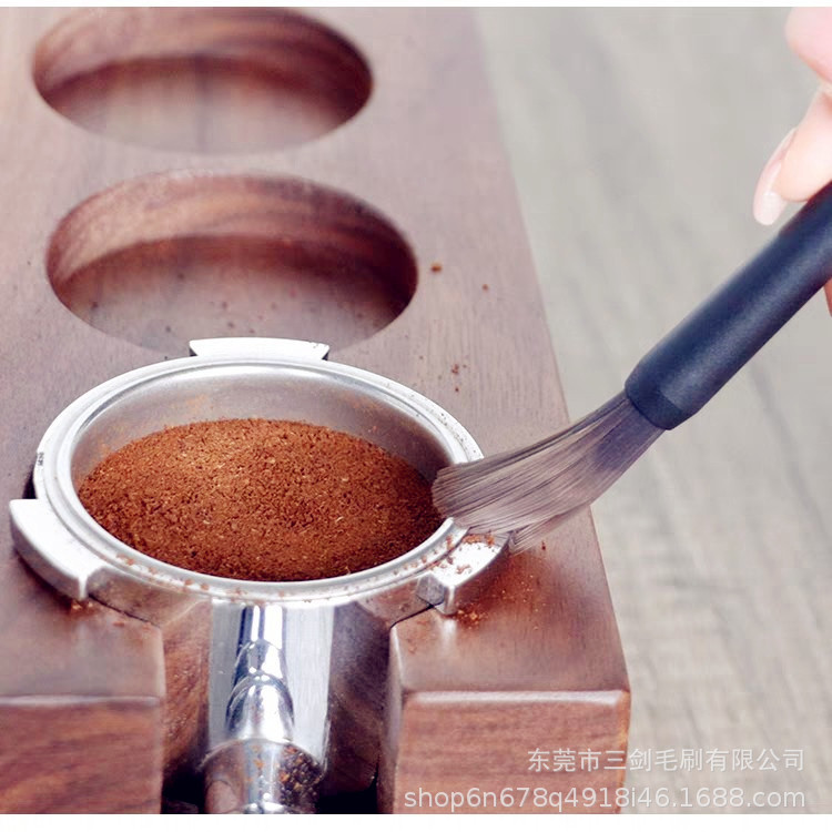 Coffee brush cleaning brush grinding brush modern simplicity, plastic handle nylon brush, wooden handle animal brush batch