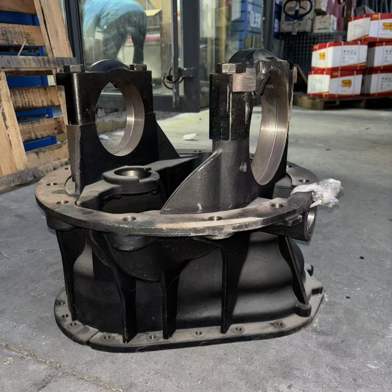 MCY12 medium bridge main reducing shell WG7117327005 reducer shell