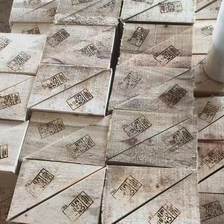 Export Fumigation Triangular Wood Support Wood Logistics Container Stopper Wood Wedge Solid Wood Fumigation Wood Square Customization