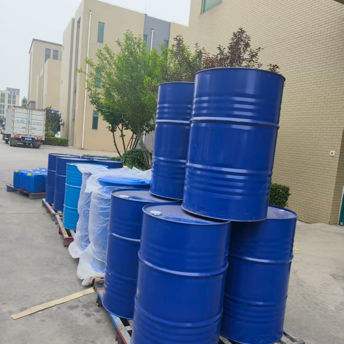 D80 Industrial Grade Carbon Hydrocarbon Solvent Oil De-Aromatic Cleaning Agent D Series 80