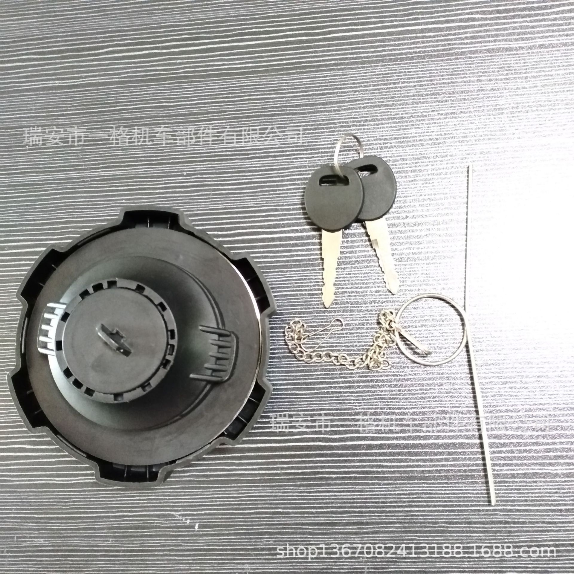 Factory supply direct sale high quality truck fuel tank cap Benz fuel tank cap A0004700405