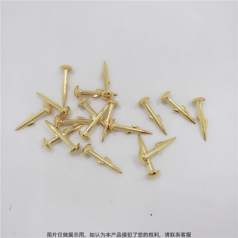 Прямая продажа сплавных золотых шипов от фабрики Шицзячжуан, креативные декоративные шипы, оптовая продажа материалов и аксессуаров для обуви