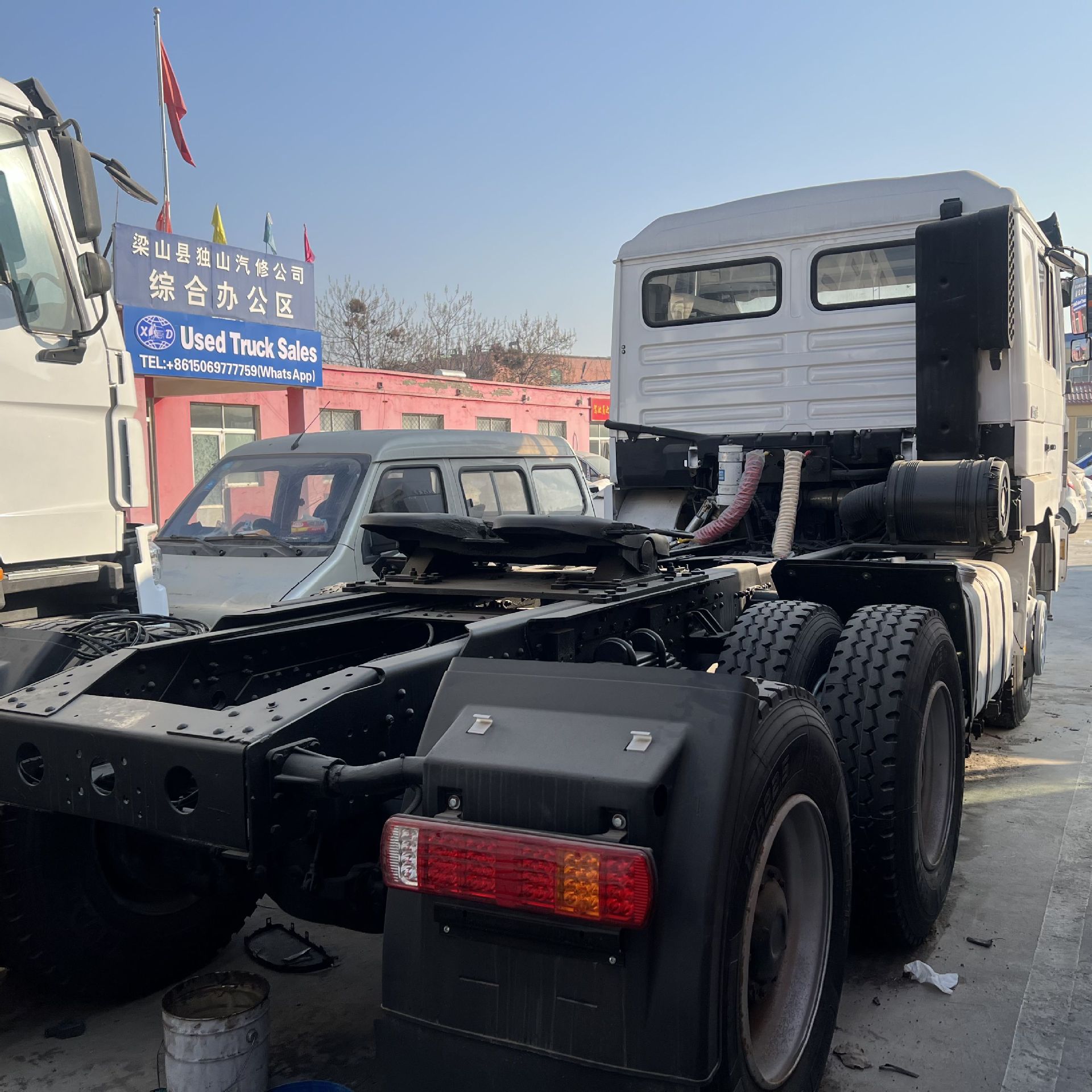 Foreign Trade Export Shaanxi Automobile Delong Tractor Truck 6X4 Heavy-Duty Truck Transport Truck 430 Horsepower Heavy-Duty Tractor Head