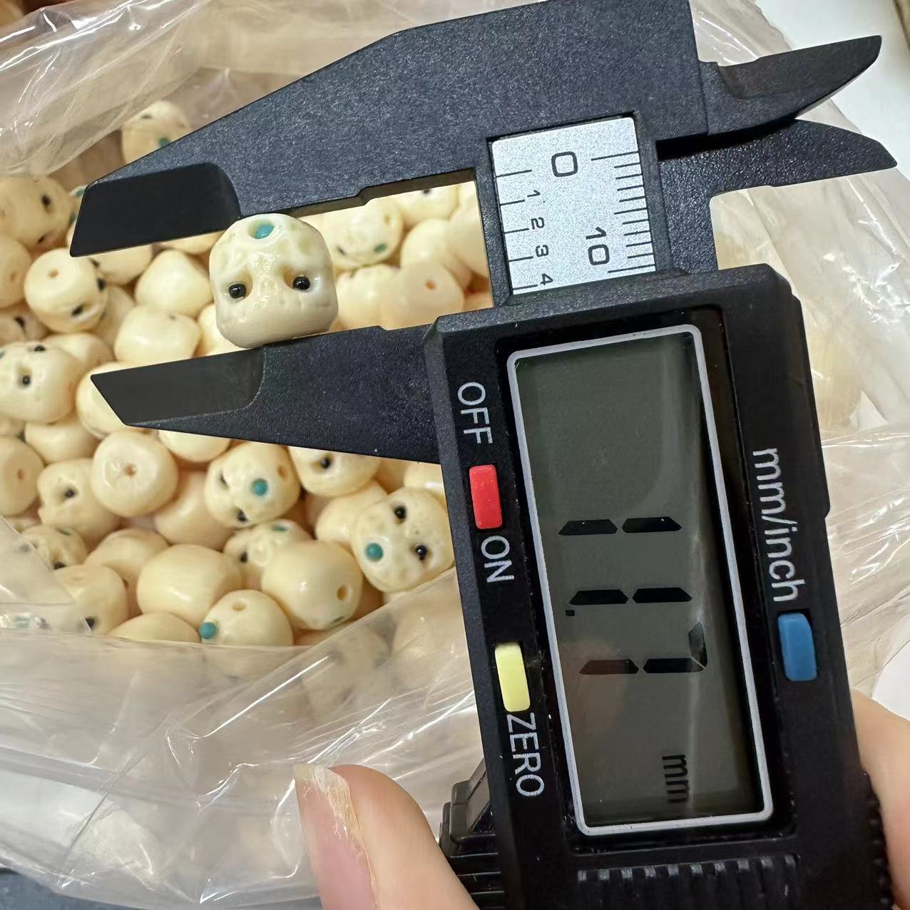 Ivory Fruit Carving with Beads A Dumb DIY Bodhi Fruit Bracelet Super Cute Cute Accessories Handheld Accessories for Men and Women