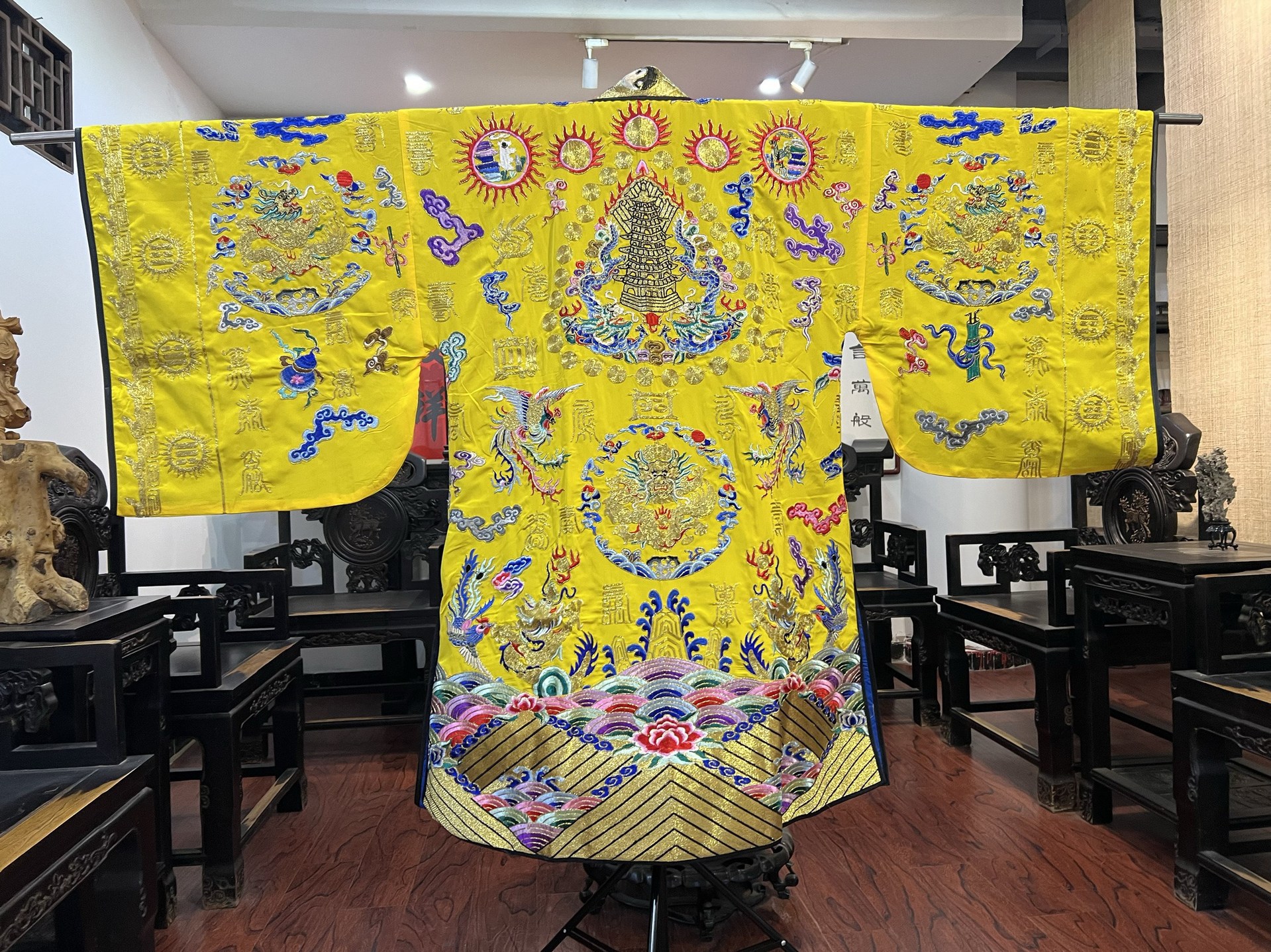 Satin Robe with Small Sleeves, Yellow Taoist Ceremonial Robe, Available in Multiple Colors for Housewarming