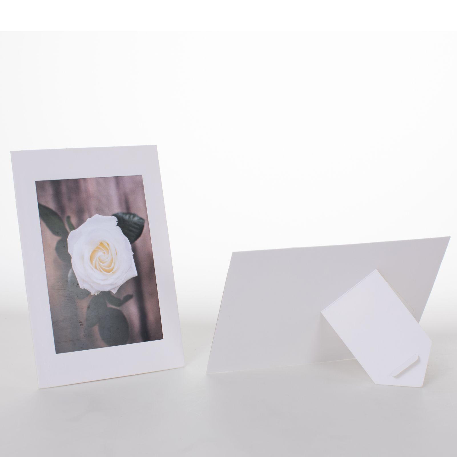 Paper Photo Frame with Stand, Table Photo Frame Self-Standing, Horizontal and Vertical 4X6 Photo Frame 5X7 6X8 7X9