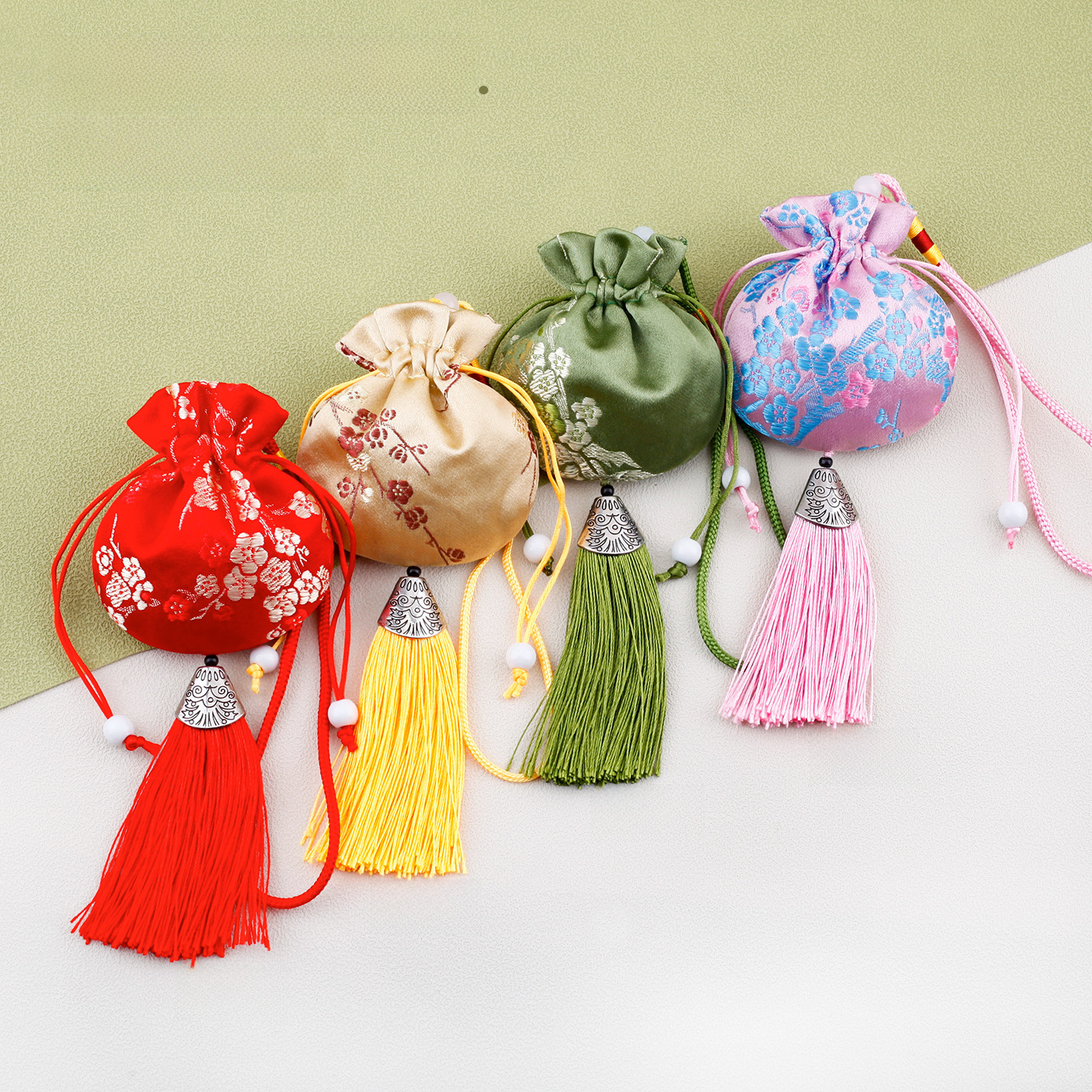 Dragon Boat Festival Sachet Empty Bag Antique Embroidery Pocket Pendant Carry-on Blessed Bag Plum Blossom Dragon Pattern Peony Sachet Bag Bag