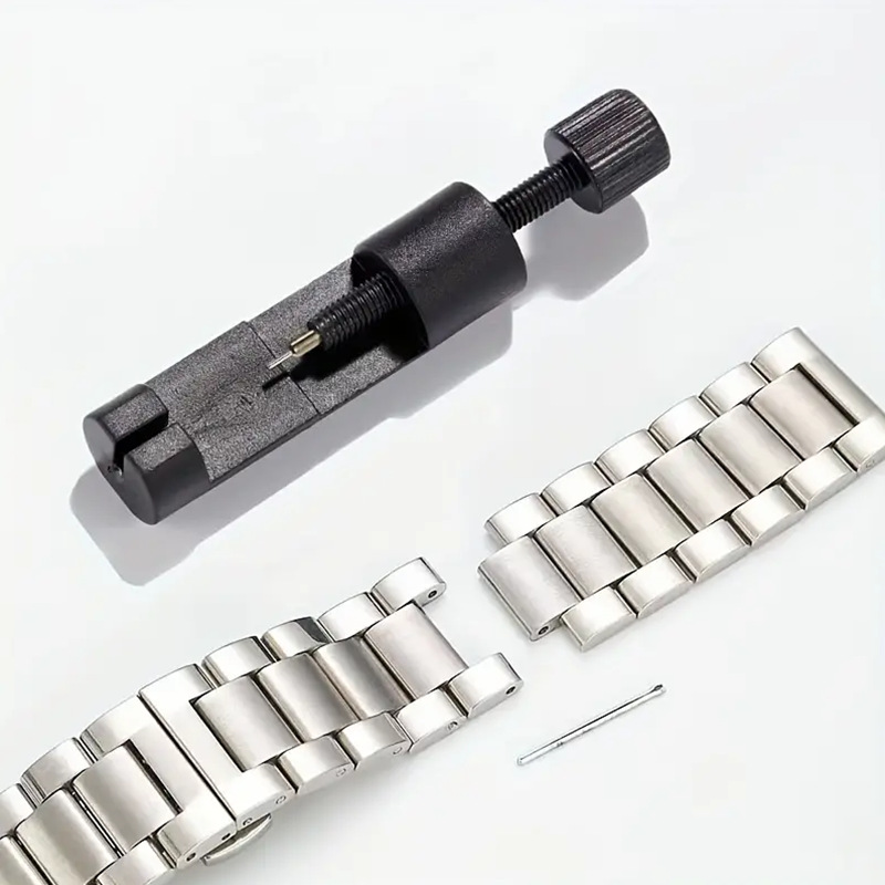 Adjust the watch belt remover to intercept and remove the steel belt belt to install the watch repair tool to change the metal bracelet with multi-pin