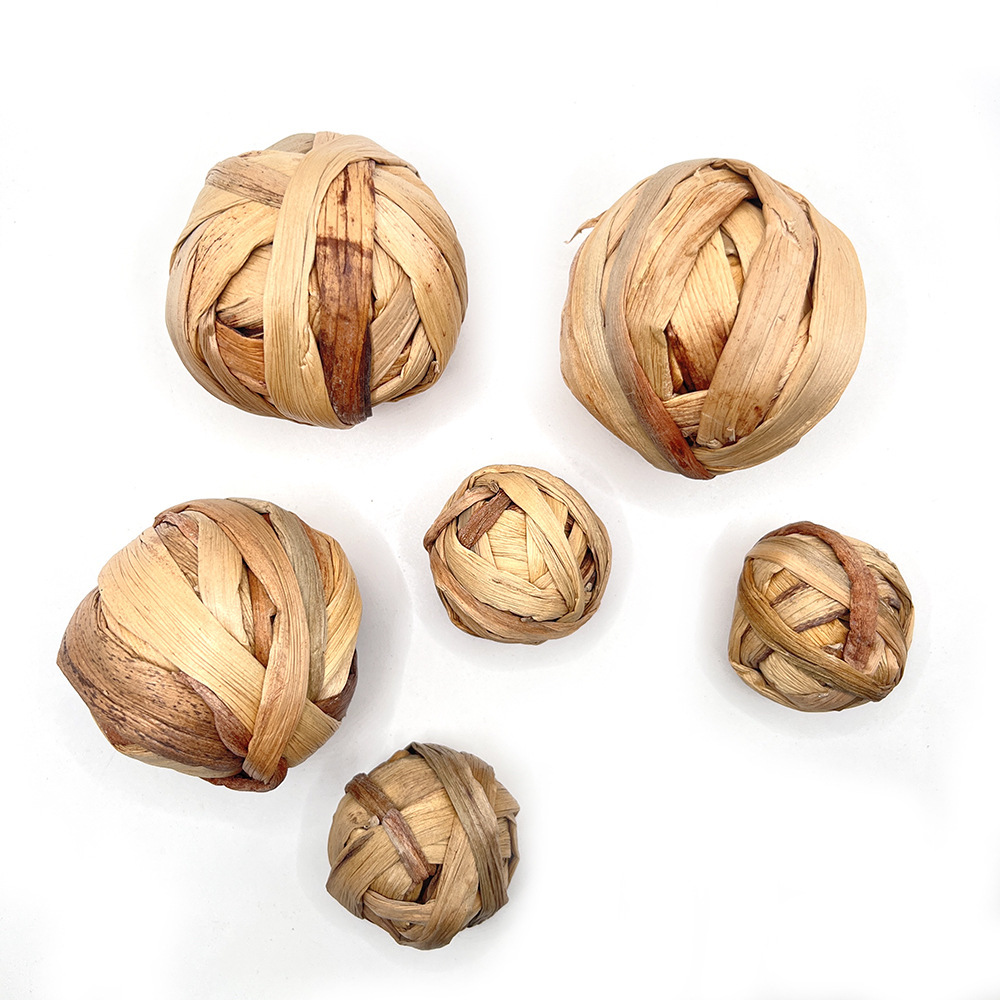 Cross-Border Hot-Selling Rabbit Hamster Grass Ball Hand-Woven Chewing Ball Rattan Ball to Relieve Boredom Hamster Toys Small Pet Supplies