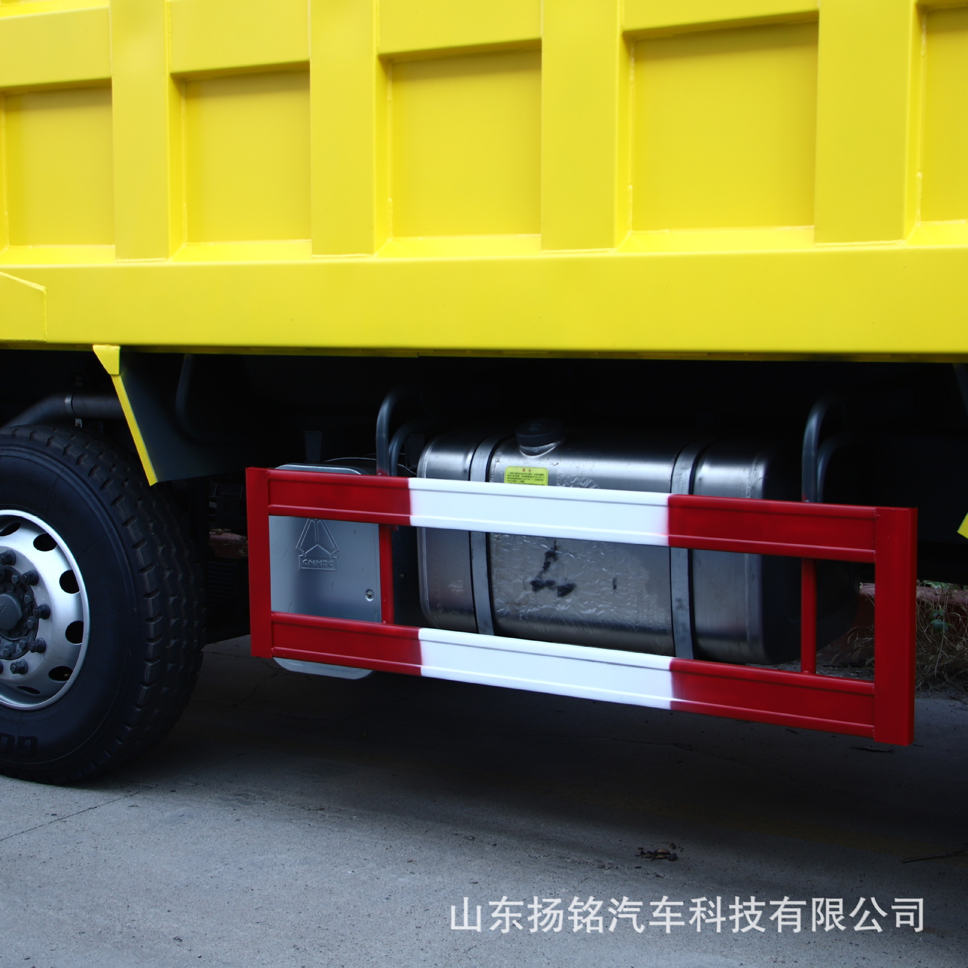 Overseas Supply of Heavy-Duty Truck Front Four Rear Eight Dump Truck Sand and Gravel Truck 371 Horsepower Rear Flip Dump Truck