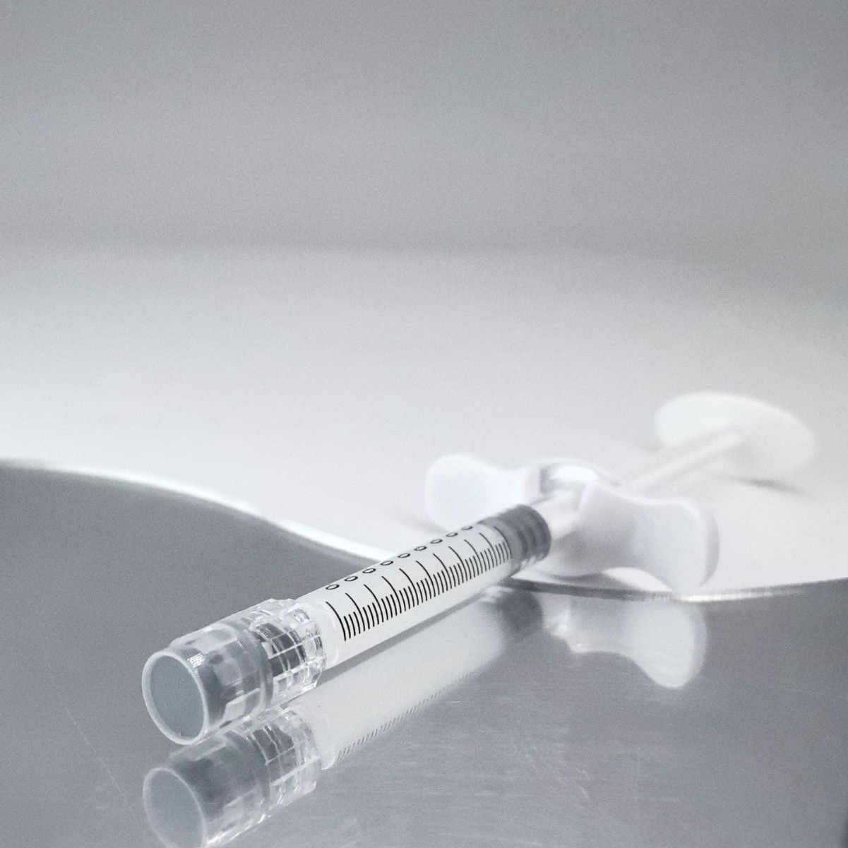 Collagen Pcl+Cmc Collagen Protein Fills and Shapes the Brow Arch, Temples, and Nasal Base in One Go Without Widening