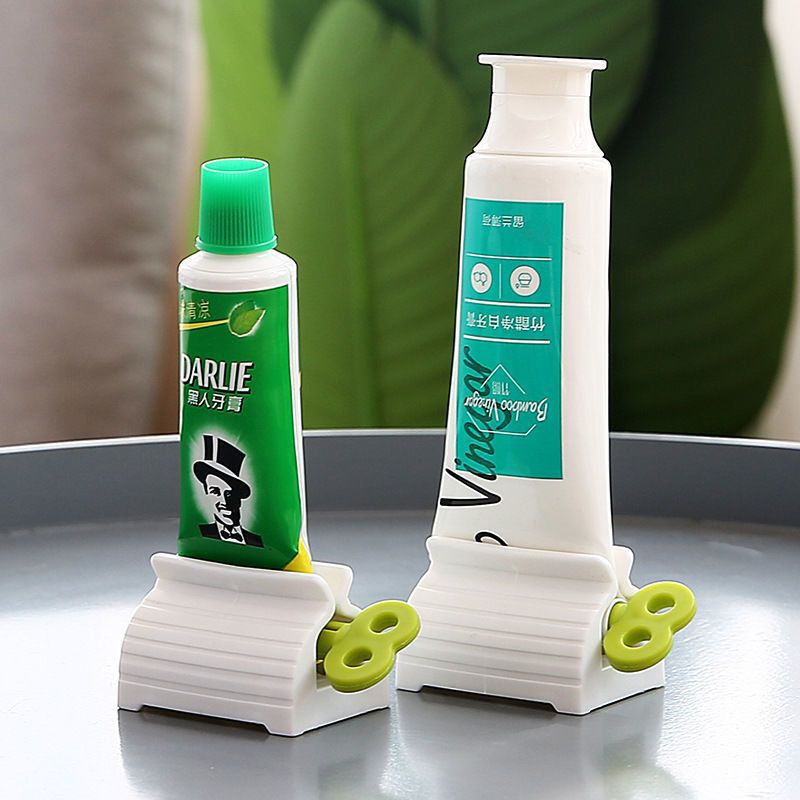 Tiktok toothpaste squeezer creative toothpaste squeezer lazy facial cleanser manual hand cream Automatic toothpaste squeezer