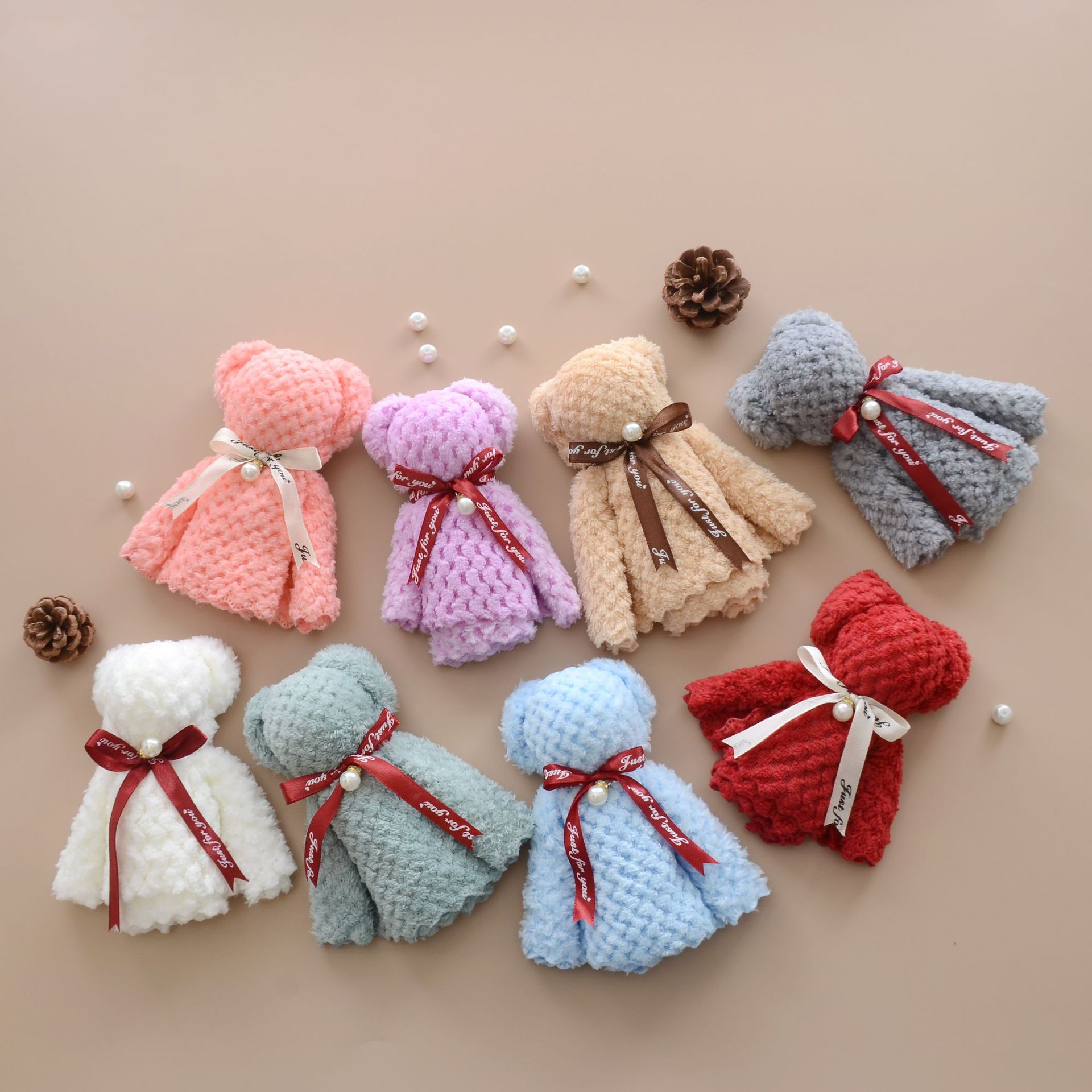 Coral Velvet Pineapple Plaid Pearl Bear Towel Souvenir Small Gift 30*30 Opening Return Gift Welfare Souvenir